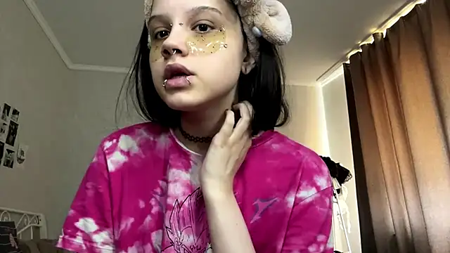 LouisePavlides online show from June 7, 2026, 1:05 pm