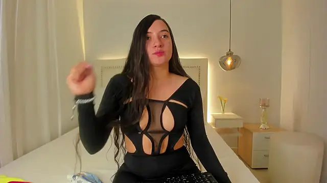 ashley winterss online show from July 31, 2026, 1:32 pm