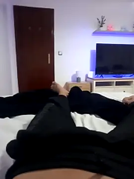 edgarjosemaneiro online show from April 25, 2026, 7:44 pm