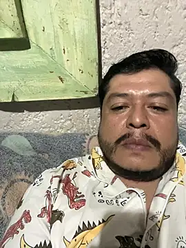 alexgdl42 online show from July 25, 2026, 7:05 am