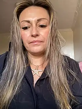 Angel Nova  online show from June 25, 2026, 7:19 pm