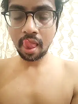 rajkink2060 online show from April 28, 2026, 3:11 am