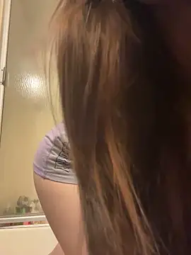 sadlilweed online show from June 9, 2026, 5:52 am