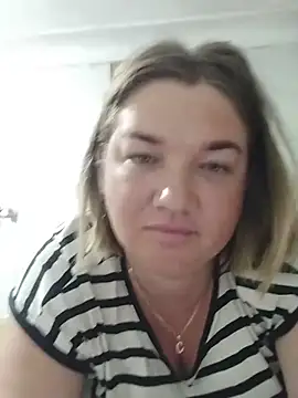 MiyaOlliver online show from July 21, 2026, 6:04 am