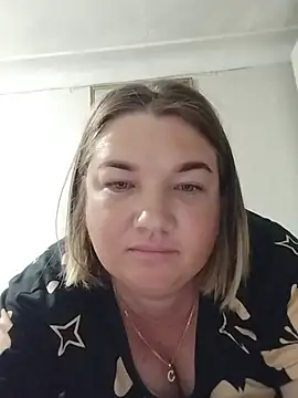 MiyaOlliver online show from July 26, 2026, 6:31 am