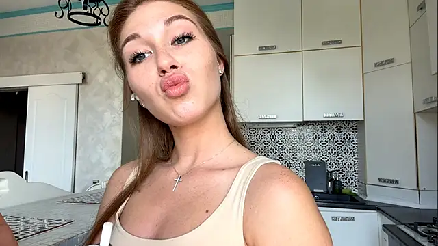 NamiRedhead online show from May 20, 2026, 12:02 pm