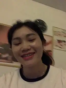 Sary Naughty online show from April 29, 2026, 3:11 am