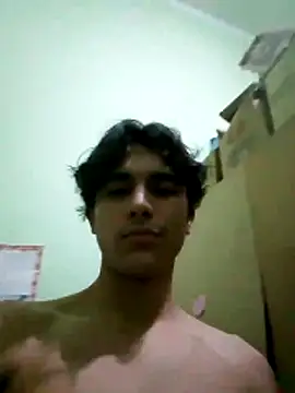 Sempai Moon online show from June 10, 2026, 2:24 am