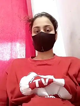 saniyamirza000777 online show from April 28, 2026, 7:57 am