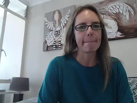blondiesin50 online show from May 8, 2026, 9:02 am