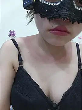 silkyhairs online show from July 11, 2026, 12:44 am