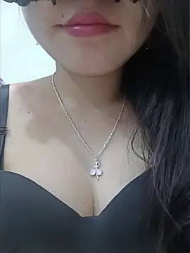 silkyhairs online show from July 11, 2026, 7:03 pm