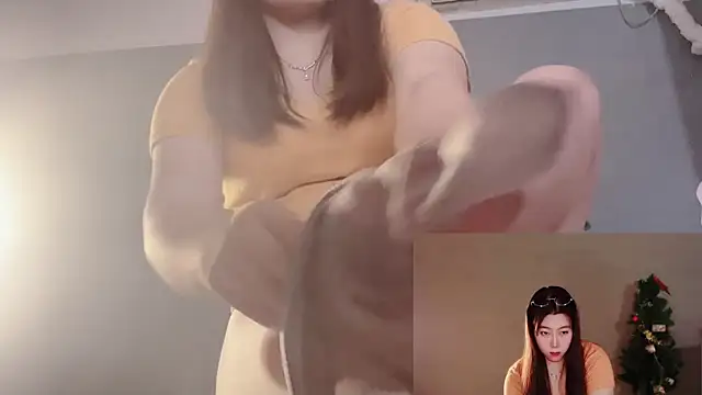 Snapshot of LuMei-Love chatting on June 1, 2026, 1:22 pm LuMei-Love online show from June 1, 2026, 1:22 pm