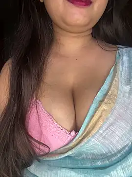 Snapshot of Naughty_pooja44 chatting on May 6, 2026, 9:41 pm Naughty pooja44 online show from May 6, 2026, 9:41 pm