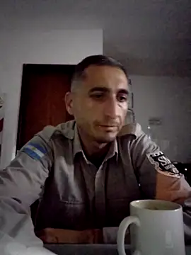 Alejandro83bsf online show from June 7, 2026, 5:23 am