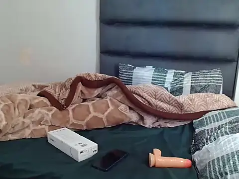 Sugerboobs online show from April 28, 2026, 2:32 pm