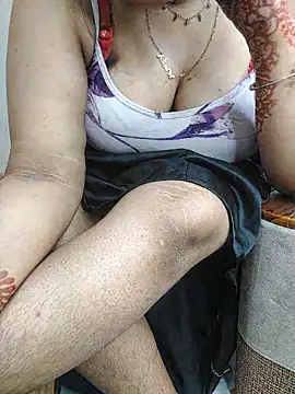 Snapshot of HD_Queen_69 chatting on May 12, 2026, 5:26 am HD Queen 69 online show from May 12, 2026, 5:26 am