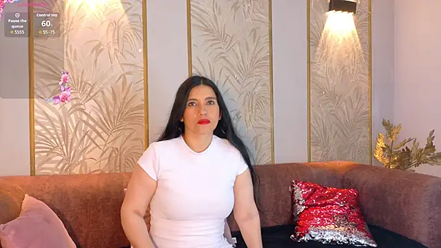 Snapshot of Dalila_5 chatting on June 20, 2026, 7:19 pm Dalila 5 online show from June 20, 2026, 7:19 pm