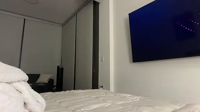 kenziesmithh online show from July 25, 2026, 3:58 am