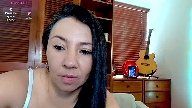 Taliapeach online show from May 27, 2026, 2:57 pm