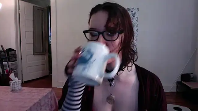 Snapshot of AnnywnBelle chatting on April 30, 2026, 10:03 pm AnnywnBelle online show from April 30, 2026, 10:03 pm