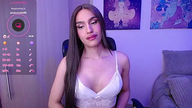 Snapshot of GiaMint chatting on June 8, 2026, 2:34 am GiaMint online show from June 8, 2026, 2:34 am
