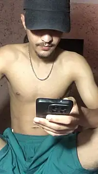 Snapshot of adamhdgdhdv73 chatting on July 29, 2026, 2:27 pm adamhdgdhdv73 online show from July 29, 2026, 2:27 pm