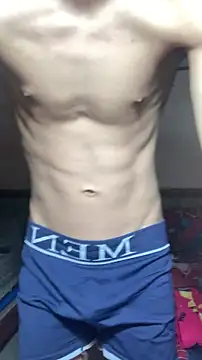 adamhdgdhdv73 online show from May 16, 2026, 11:37 pm