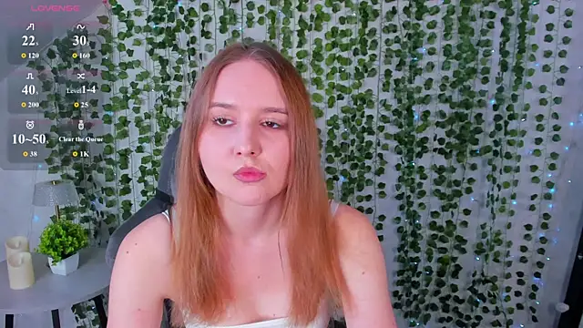 Snapshot of Emmaa_Kimm chatting on July 14, 2026, 12:54 am Emmaa Kimm online show from July 14, 2026, 12:54 am