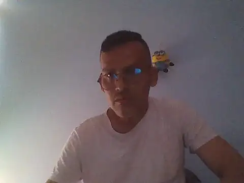 Snapshot of jairo43 chatting on July 4, 2026, 2:21 pm jairo43 online show from July 4, 2026, 2:21 pm