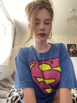 Young Lizzie online show from May 7, 2026, 1:36 pm
