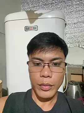 Cumwithme041720 online show from April 30, 2026, 1:29 pm