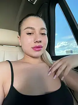 SweetSteffy online show from May 6, 2026, 1:48 pm
