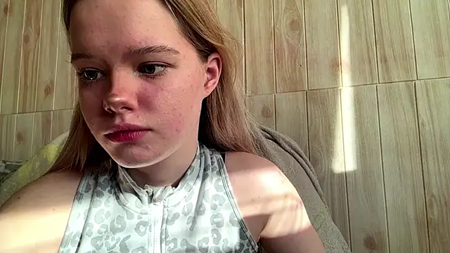 Snapshot of Malinwitch chatting on June 10, 2026, 3:13 pm Malinwitch online show from June 10, 2026, 3:13 pm