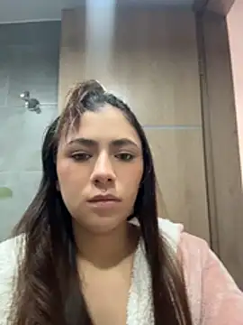 Snapshot of EmilyCxx chatting on June 27, 2026, 12:05 am EmilyCxx online show from June 27, 2026, 12:05 am