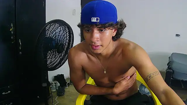 Snapshot of Hansel_take chatting on May 29, 2026, 8:48 pm Hansel take online show from May 29, 2026, 8:48 pm