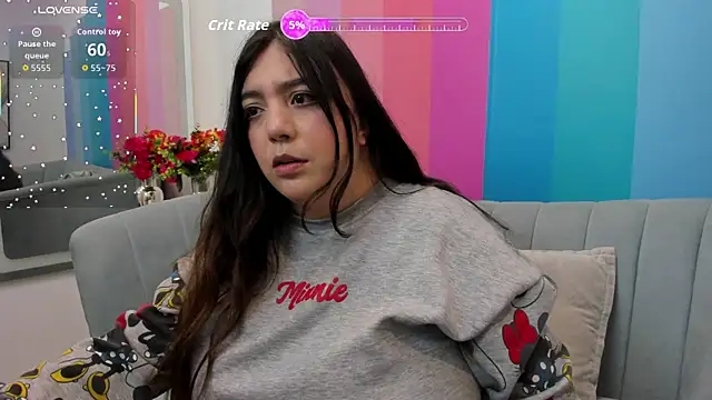 RoxanneDiaz online show from May 27, 2026, 11:01 pm
