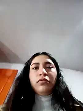 Snapshot of Sky__19 chatting on May 6, 2026, 6:56 pm Sky 19 online show from May 6, 2026, 6:56 pm