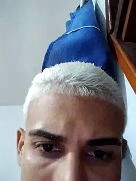 Snapshot of gui_carioca7 chatting on May 18, 2026, 11:42 pm gui carioca7 online show from May 18, 2026, 11:42 pm