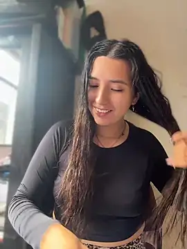 Alix Rousses20 online show from May 13, 2026, 4:03 pm