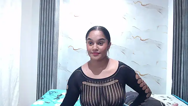 Snapshot of Liaa_cams chatting on June 5, 2026, 3:11 am Liaa cams online show from June 5, 2026, 3:11 am