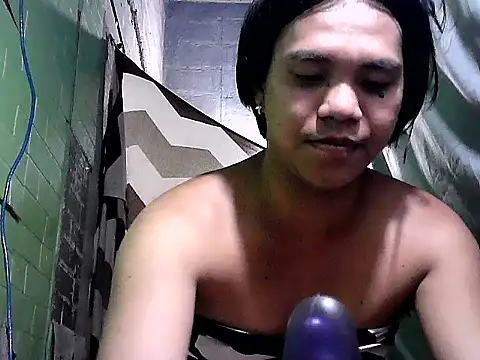 Snapshot of bj_l0ve chatting on May 8, 2026, 8:01 pm bj l0ve online show from May 8, 2026, 8:01 pm