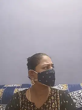 cathrine92 online show from June 16, 2026, 2:06 pm