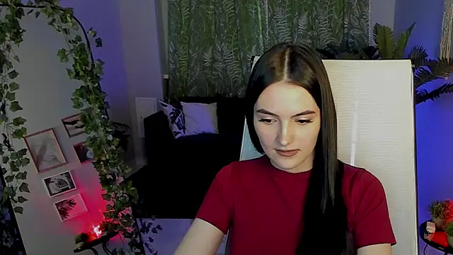 Snapshot of StellaCrowe chatting on May 8, 2026, 6:17 am StellaCrowe online show from May 8, 2026, 6:17 am