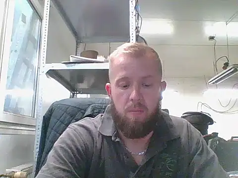 Snapshot of bardiauto chatting on June 1, 2026, 4:35 am bardiauto online show from June 1, 2026, 4:35 am