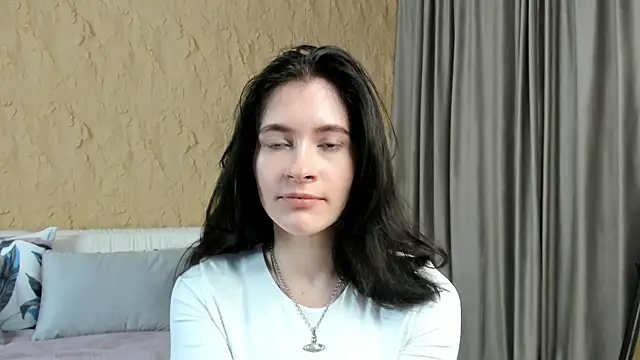 IolaBerkshire online show from May 4, 2026, 6:33 pm