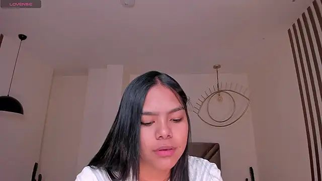 Snapshot of SaphiraJames chatting on July 9, 2026, 1:39 am SaphiraJames online show from July 9, 2026, 1:39 am