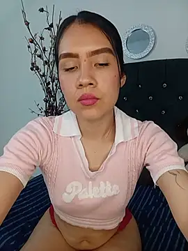 madiison hot online show from June 19, 2026, 2:56 pm