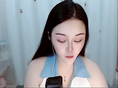 Amy-cnbaby online show from May 21, 2026, 1:36 am