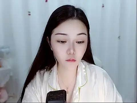 Amy-cnbaby online show from May 12, 2026, 2:08 am